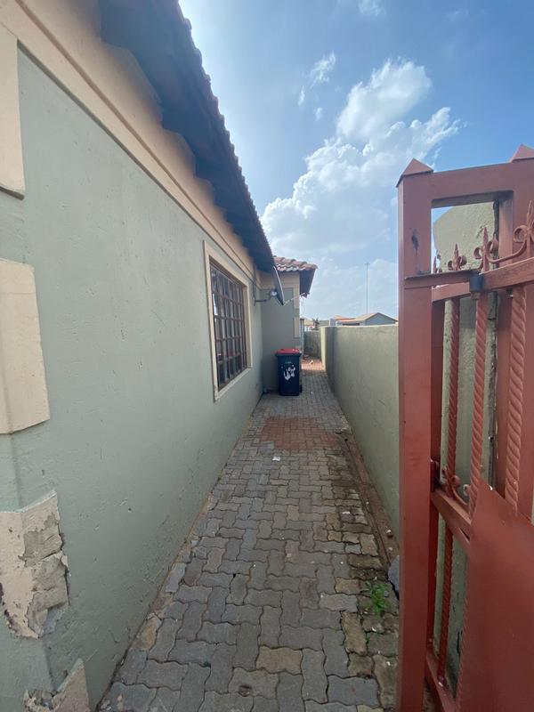 3 Bedroom Property for Sale in Leachville Ext 3 Gauteng