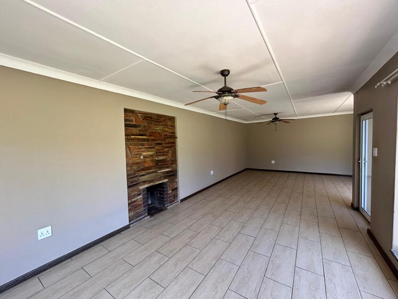 3 Bedroom Property for Sale in Sonneveld Gauteng