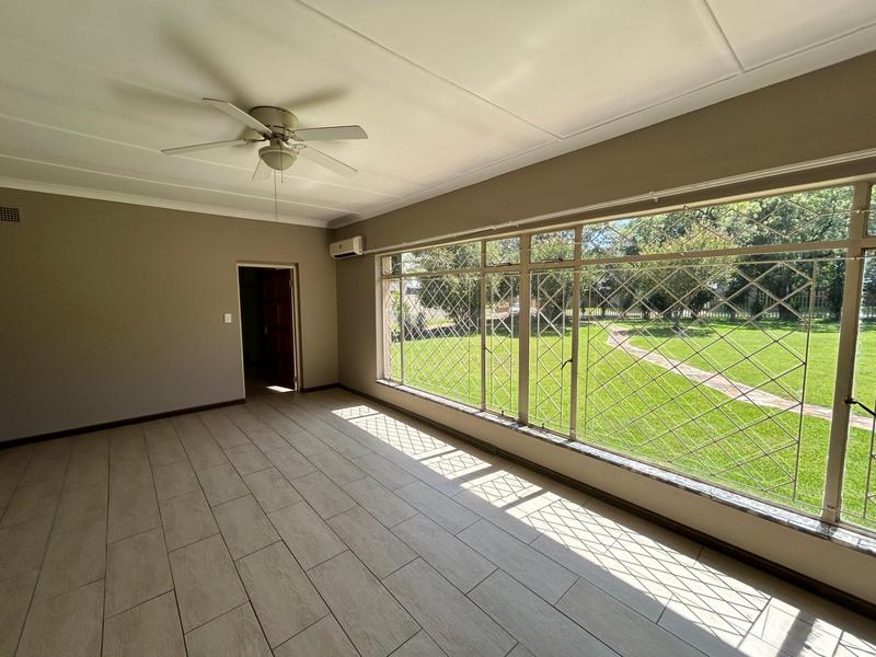 3 Bedroom Property for Sale in Sonneveld Gauteng