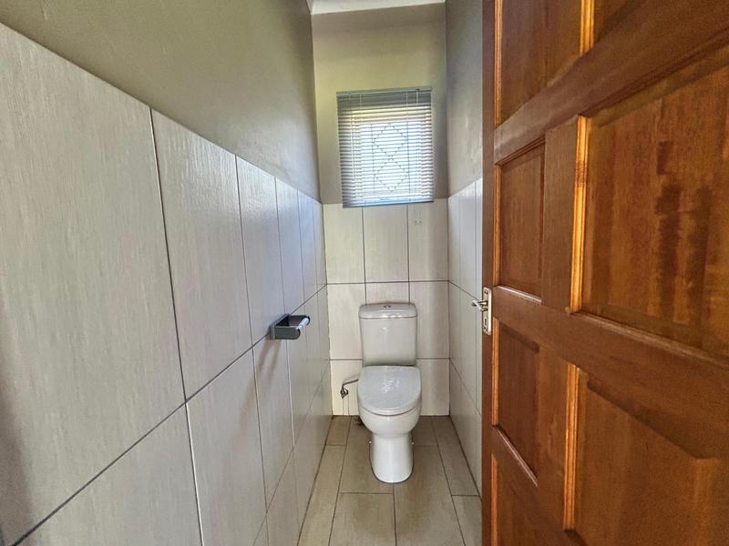 3 Bedroom Property for Sale in Sonneveld Gauteng