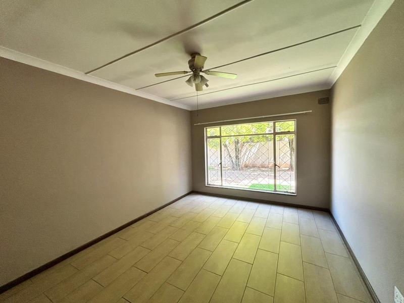 3 Bedroom Property for Sale in Sonneveld Gauteng