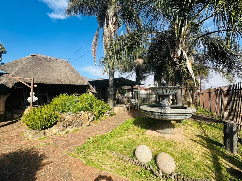 5 Bedroom Property for Sale in Delville Gauteng