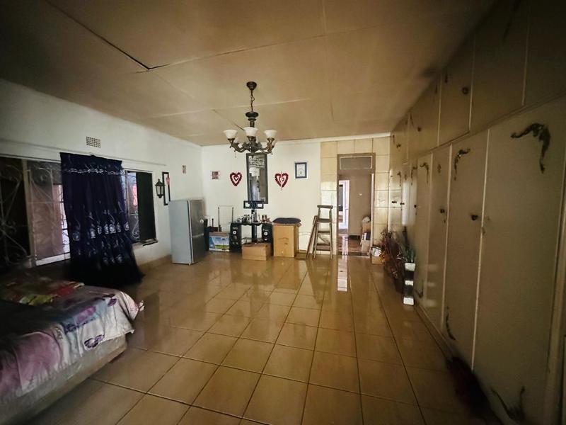 5 Bedroom Property for Sale in Delville Gauteng