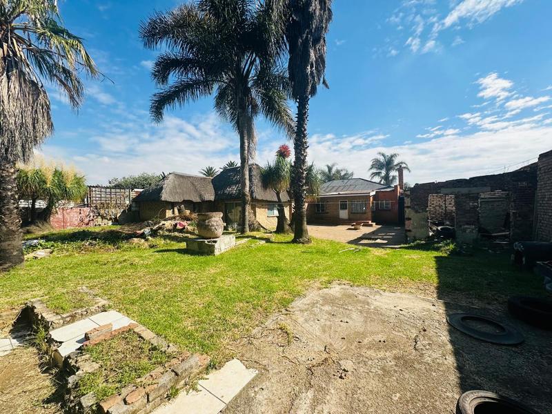 5 Bedroom Property for Sale in Delville Gauteng
