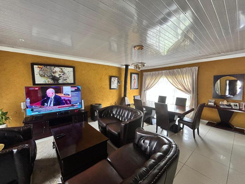 3 Bedroom Property for Sale in Elspark Gauteng