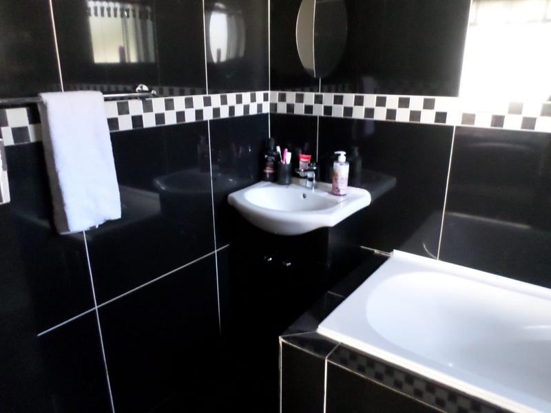 3 Bedroom Property for Sale in Primrose Gauteng