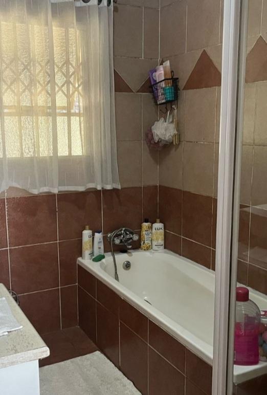 3 Bedroom Property for Sale in Sunnyrock Gauteng
