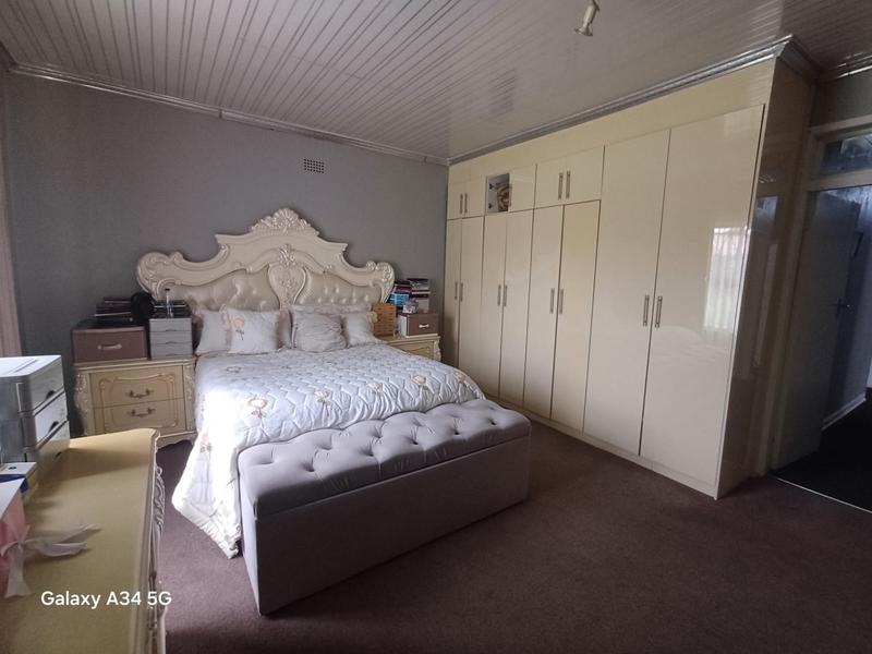 6 Bedroom Property for Sale in Tedstoneville Gauteng