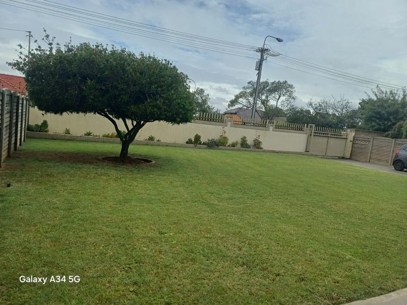 6 Bedroom Property for Sale in Tedstoneville Gauteng
