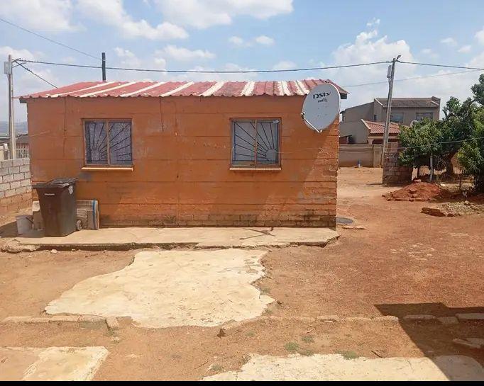 2 Bedroom Property for Sale in Katlehong South Gauteng