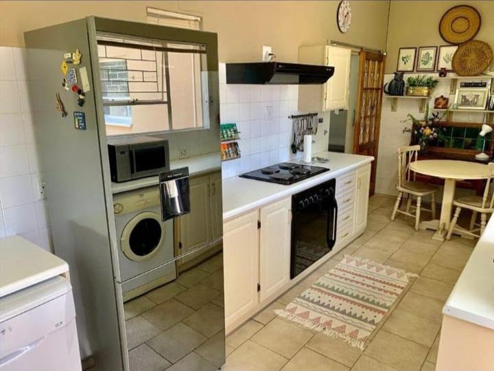 3 Bedroom Property for Sale in Glen Marais Gauteng