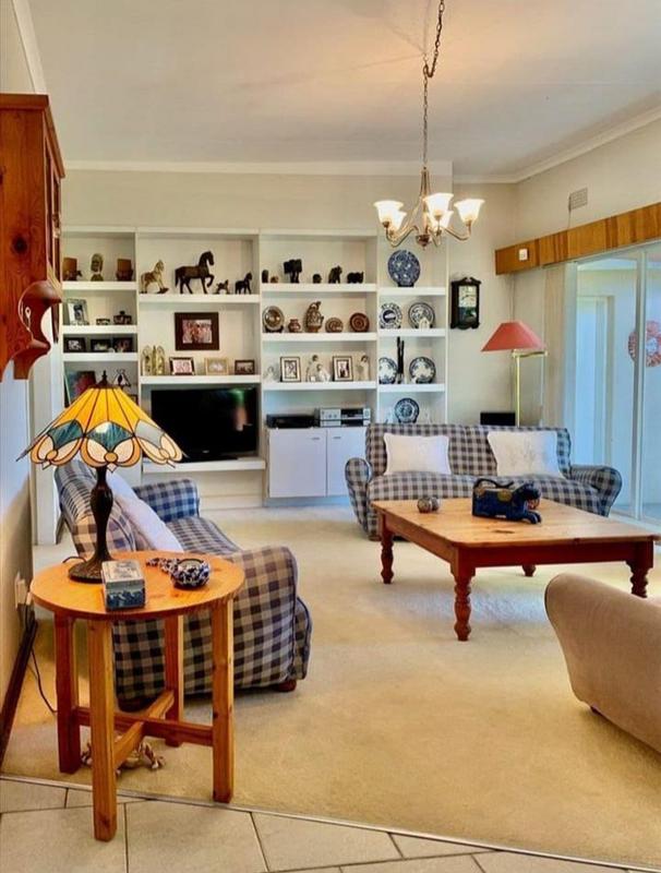 3 Bedroom Property for Sale in Glen Marais Gauteng