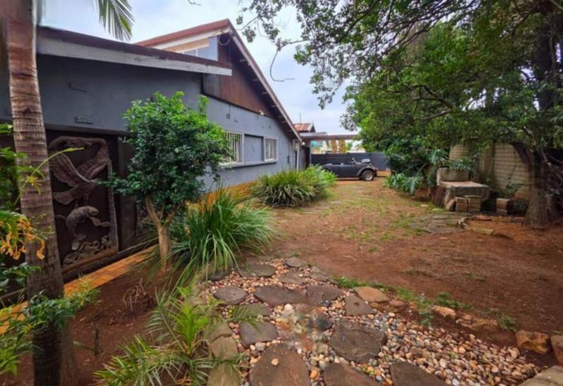 3 Bedroom Property for Sale in Glen Marais Gauteng