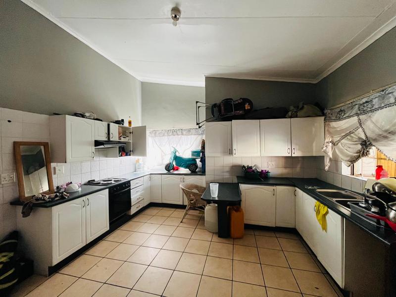 11 Bedroom Property for Sale in Kempton Park Gauteng