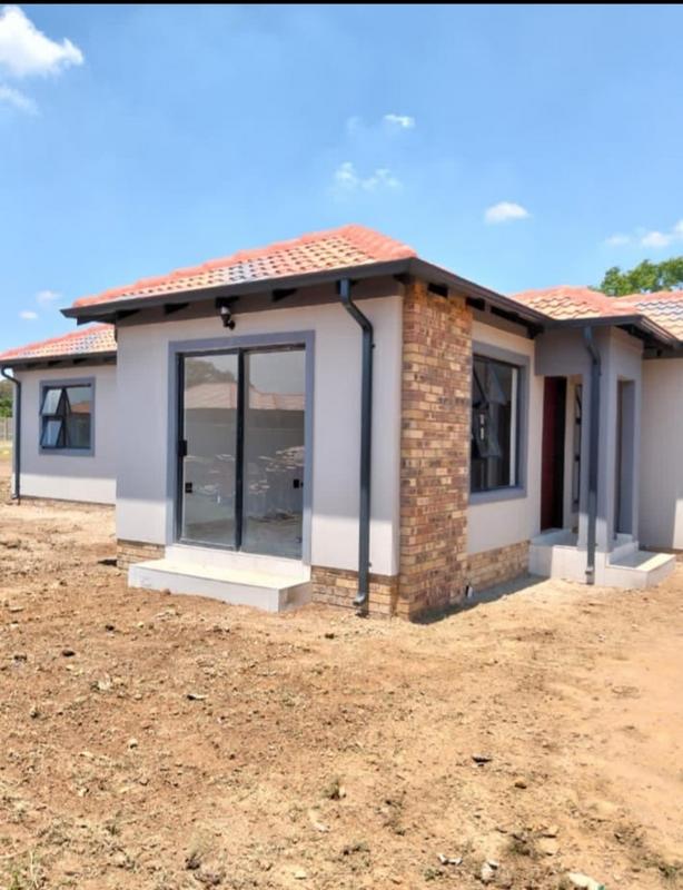 2 Bedroom Property for Sale in Sharon Park Gauteng