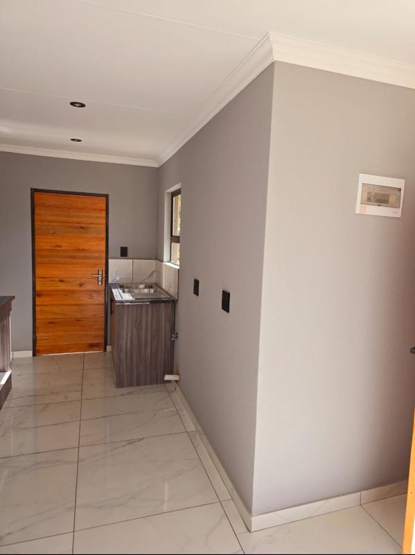 2 Bedroom Property for Sale in Sharon Park Gauteng