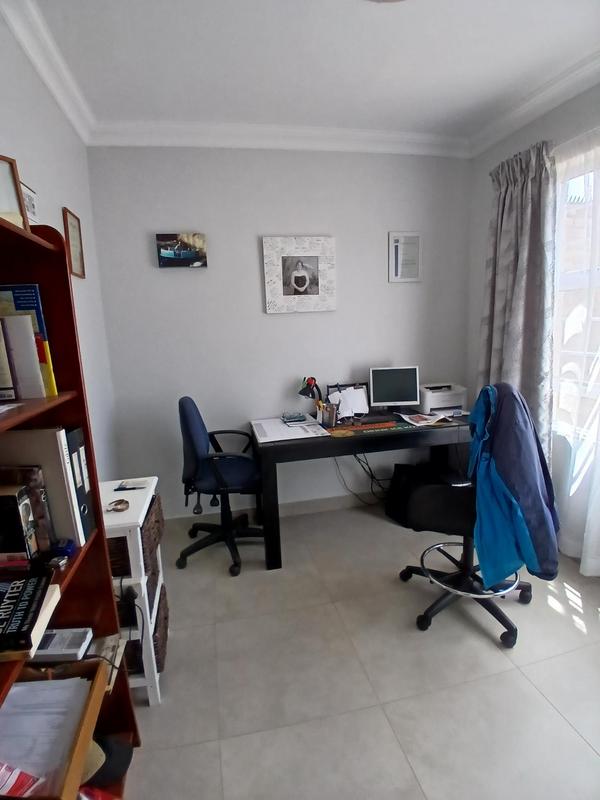 3 Bedroom Property for Sale in Casseldale Gauteng