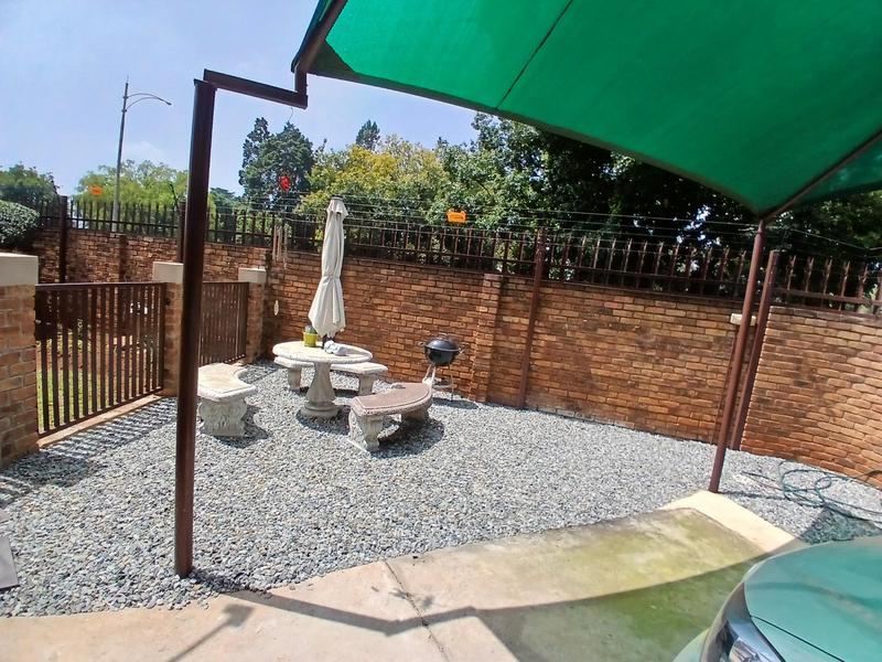 3 Bedroom Property for Sale in Casseldale Gauteng