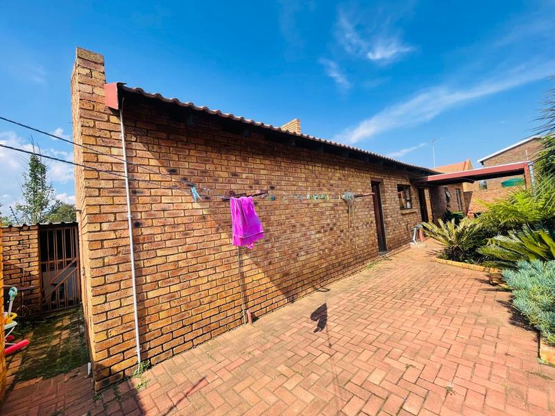 3 Bedroom Property for Sale in New State Area Gauteng