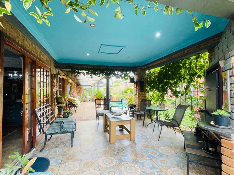 5 Bedroom Property for Sale in Selcourt Gauteng