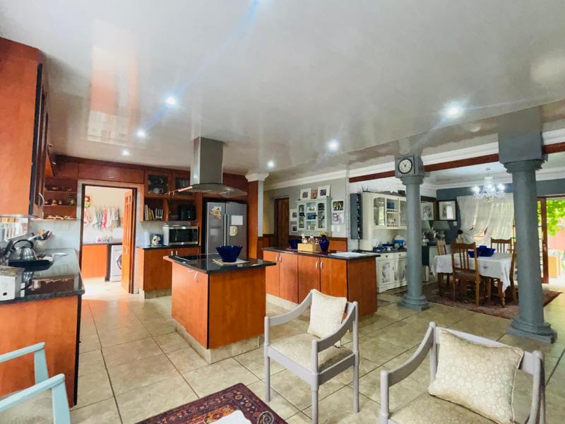 5 Bedroom Property for Sale in Selcourt Gauteng