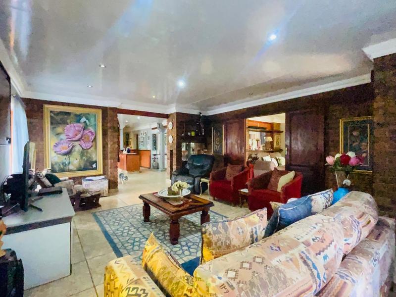 5 Bedroom Property for Sale in Selcourt Gauteng