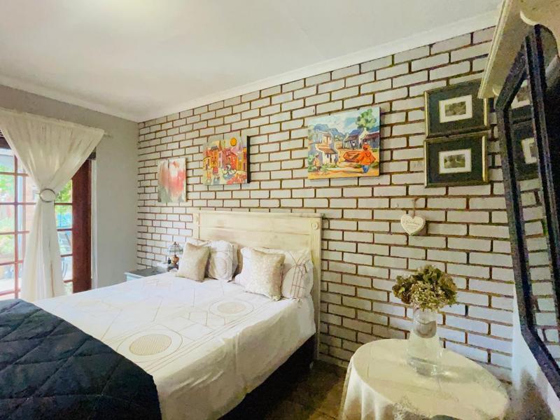 5 Bedroom Property for Sale in Selcourt Gauteng