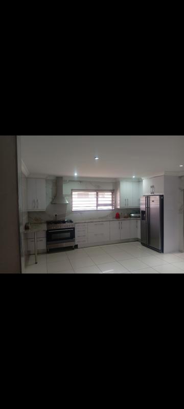 4 Bedroom Property for Sale in Selcourt Gauteng