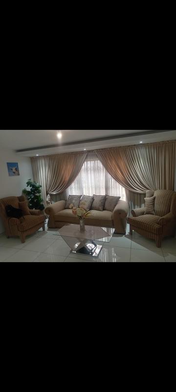 4 Bedroom Property for Sale in Selcourt Gauteng