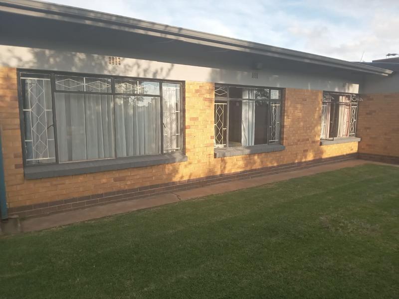 3 Bedroom Property for Sale in Strubenvale Gauteng