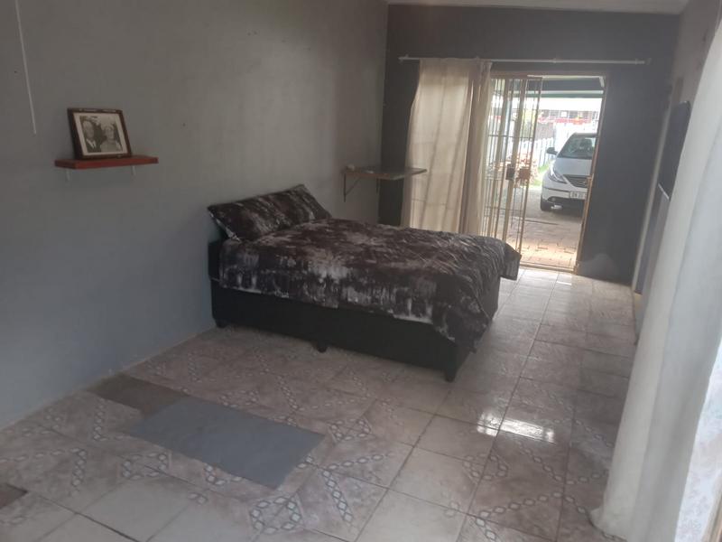 3 Bedroom Property for Sale in Strubenvale Gauteng