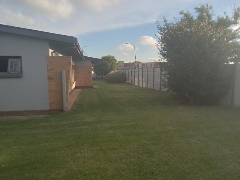 3 Bedroom Property for Sale in Strubenvale Gauteng