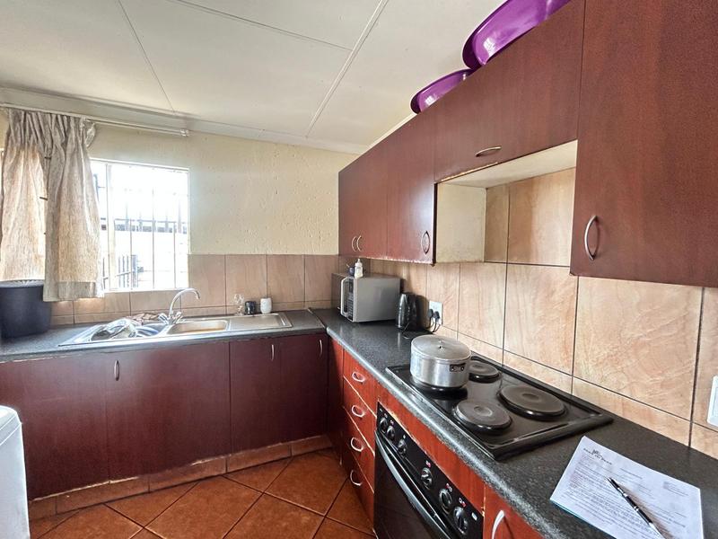 3 Bedroom Property for Sale in Strubenvale Gauteng