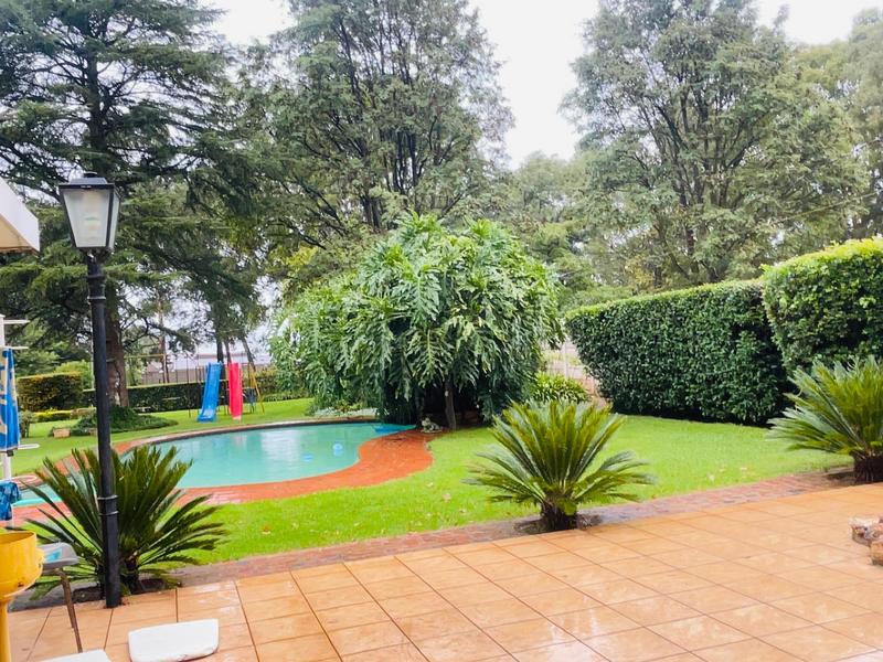 10 Bedroom Property for Sale in Welgedacht Gauteng