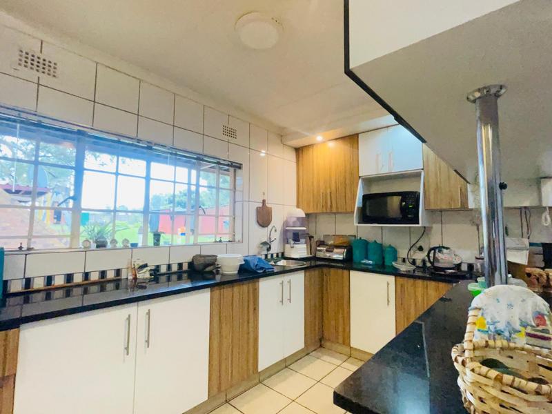 10 Bedroom Property for Sale in Welgedacht Gauteng