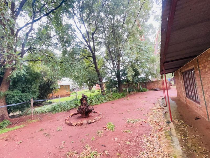 10 Bedroom Property for Sale in Welgedacht Gauteng