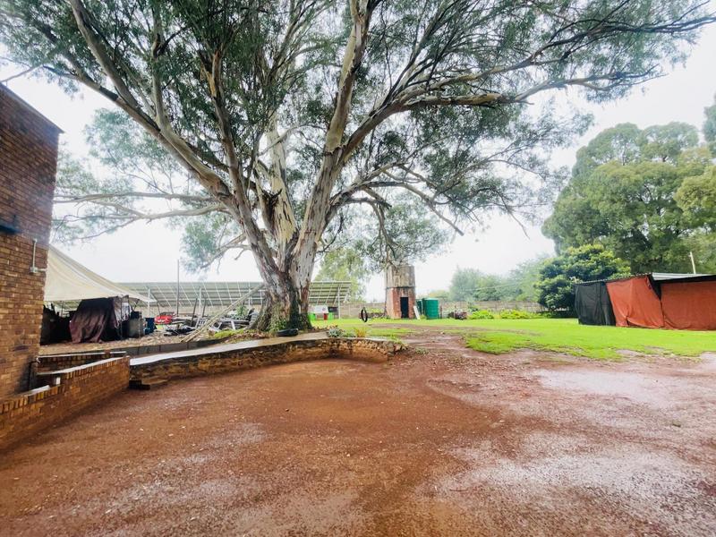 10 Bedroom Property for Sale in Welgedacht Gauteng