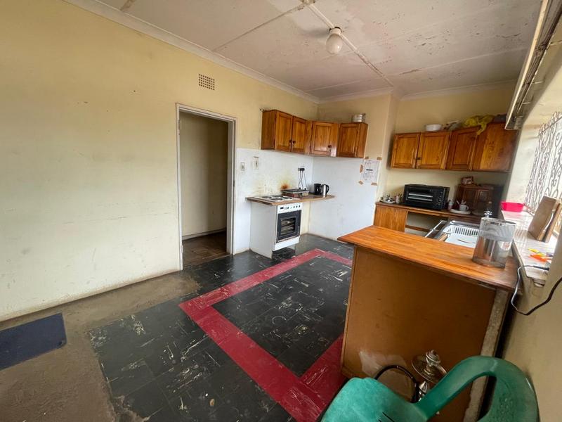 5 Bedroom Property for Sale in Brixton Gauteng
