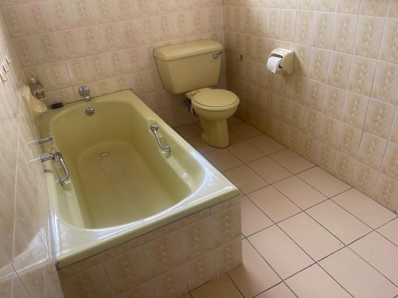 2 Bedroom Property for Sale in Forest Hill Gauteng