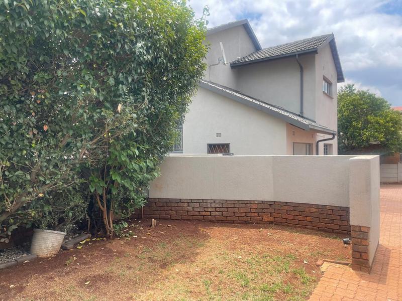 2 Bedroom Property for Sale in Forest Hill Gauteng