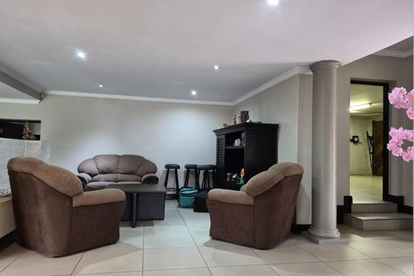 3 Bedroom Property for Sale in Glenvista Gauteng