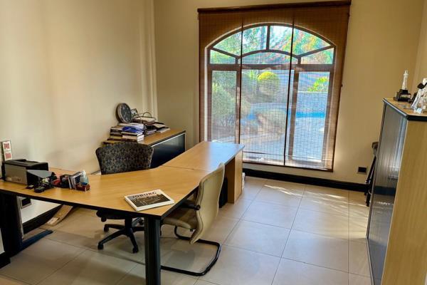 3 Bedroom Property for Sale in Glenvista Gauteng