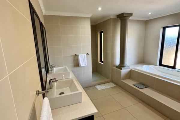 3 Bedroom Property for Sale in Glenvista Gauteng