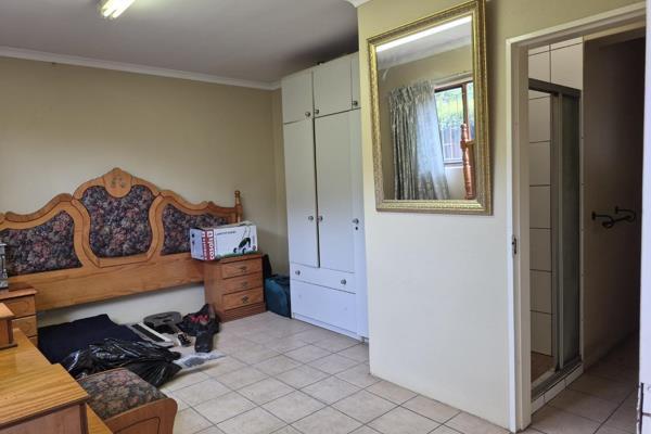 3 Bedroom Property for Sale in Glenvista Gauteng