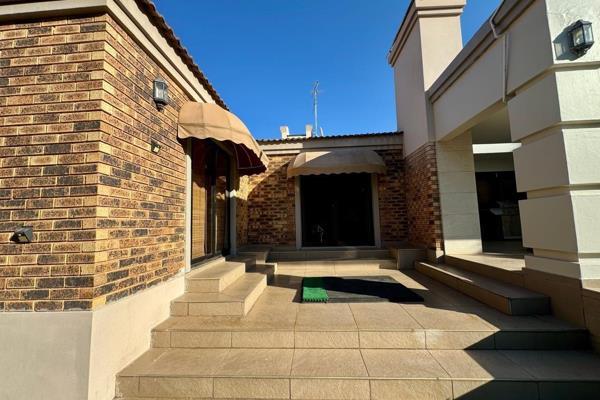3 Bedroom Property for Sale in Glenvista Gauteng