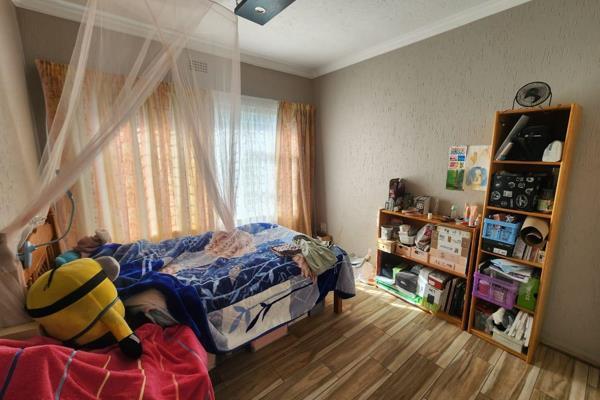 4 Bedroom Property for Sale in Glenvista Gauteng