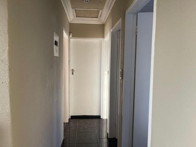 3 Bedroom Property for Sale in Meredale Gauteng