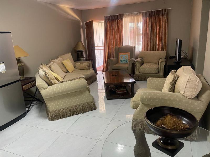 3 Bedroom Property for Sale in Oakdene Gauteng