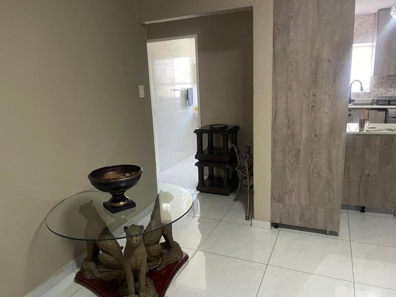 3 Bedroom Property for Sale in Oakdene Gauteng