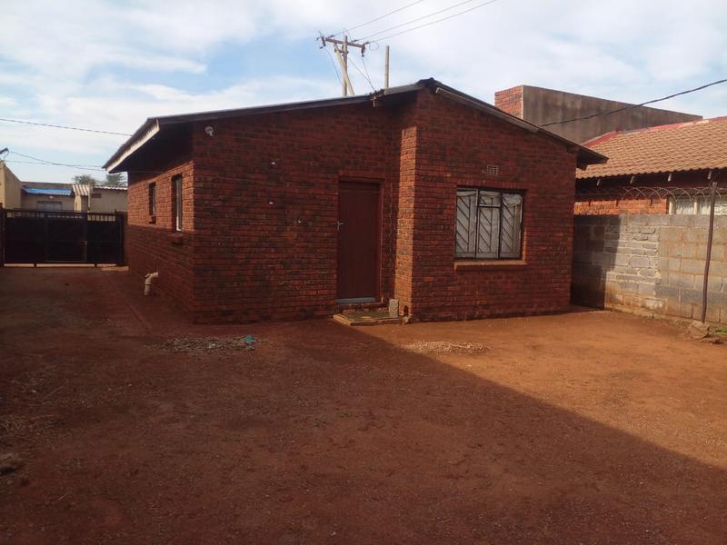 2 Bedroom Property for Sale in Orange Farm Gauteng